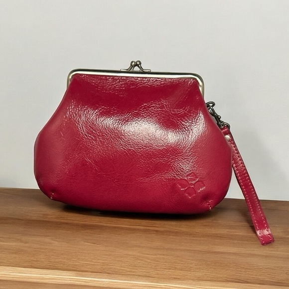 NWOT Patricia Nash Savena Wristlet Tooled Leather Kiss Lock Clutch, magenta - Picture 2 of 8